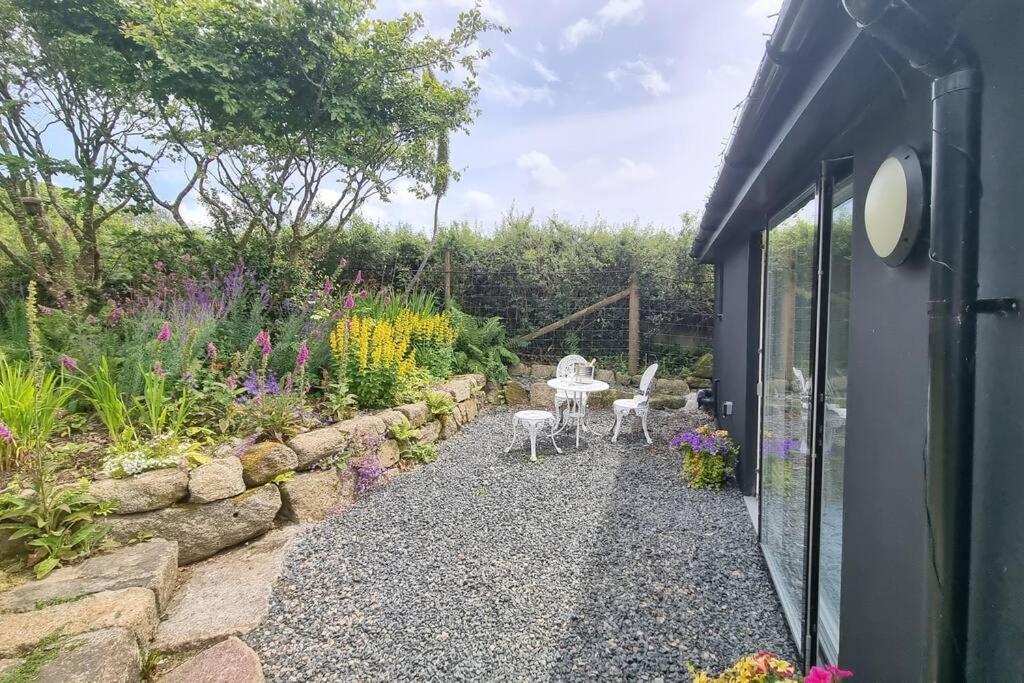 Hallegan Annexe With Private Garden And Woodland Camborne Extérieur photo